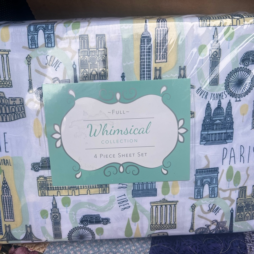 Whimsical Full 4 piece Sheet Set - New in package!